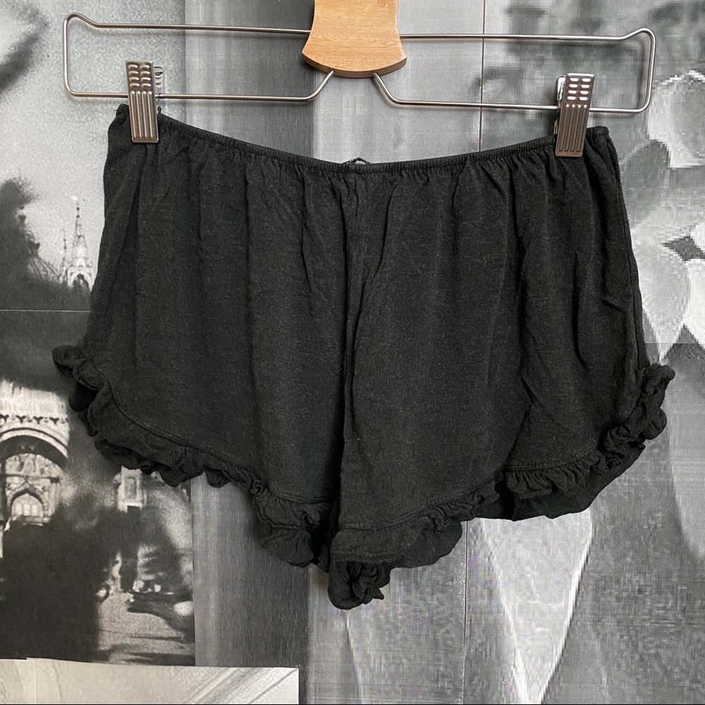 Brandy Melville shorts